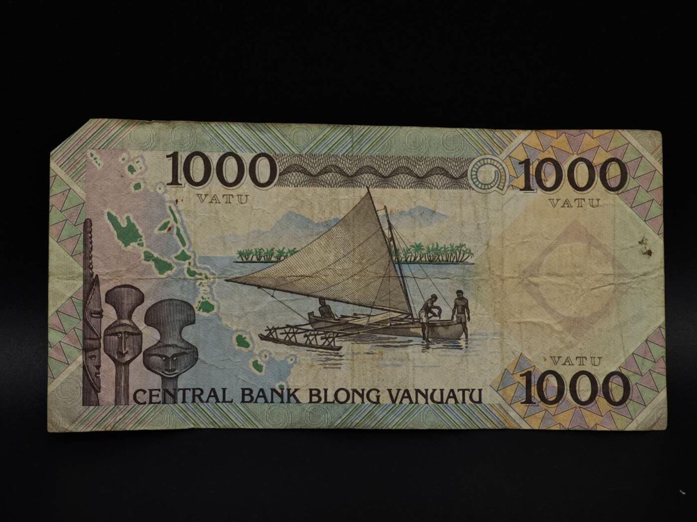  【淘币小摊】限时拍第八百八十四拍   纸币场    每周一统一发货 瓦努阿图1000瓦图纸币【有折】