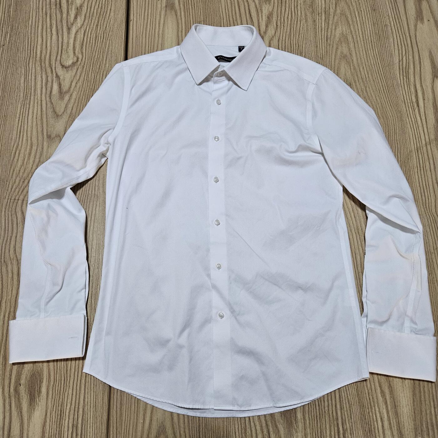 0元起拍勋章 第341期 咸鱼国勋章拍卖专场 3月25日（周三）下午6：00开始 古着法袖衬衣 领围39 肩宽44 胸围99 衣长68 袖长58