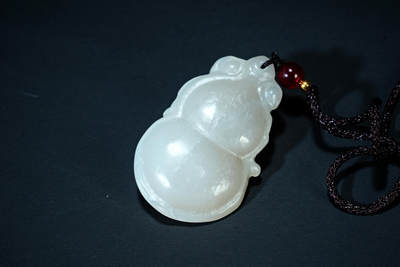 上海都达杂项专场五十八【全场包邮】  - 天然和田玉精雕《葫芦》挂件93-58