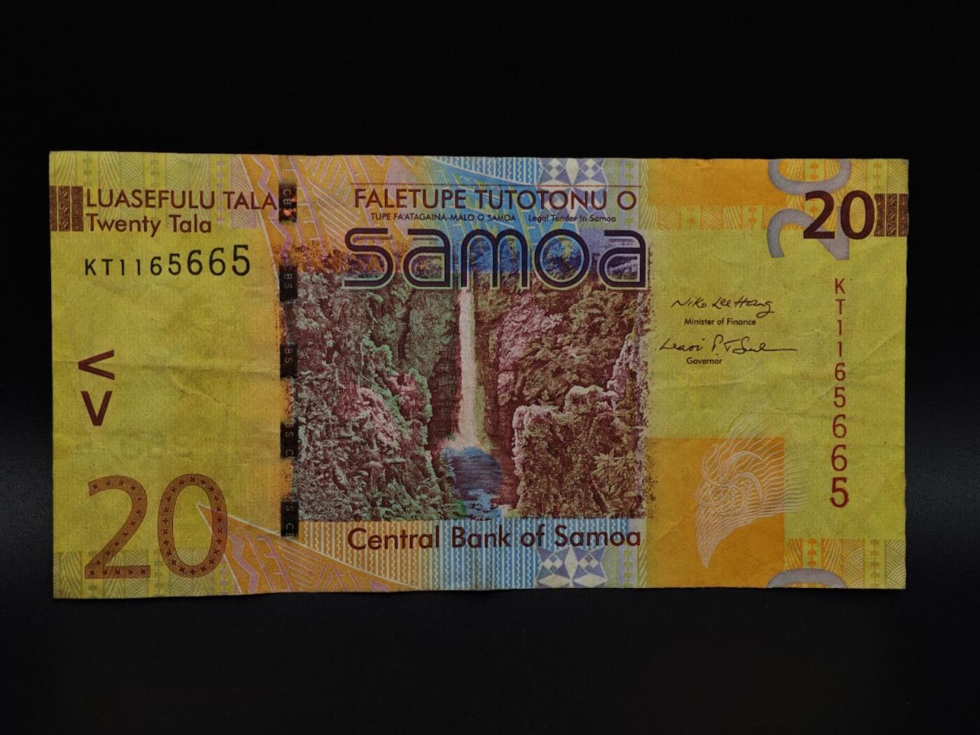  【淘币小摊】限时拍第八百八十四拍   纸币场    每周一统一发货 萨摩亚20塔拉纸币【有折】