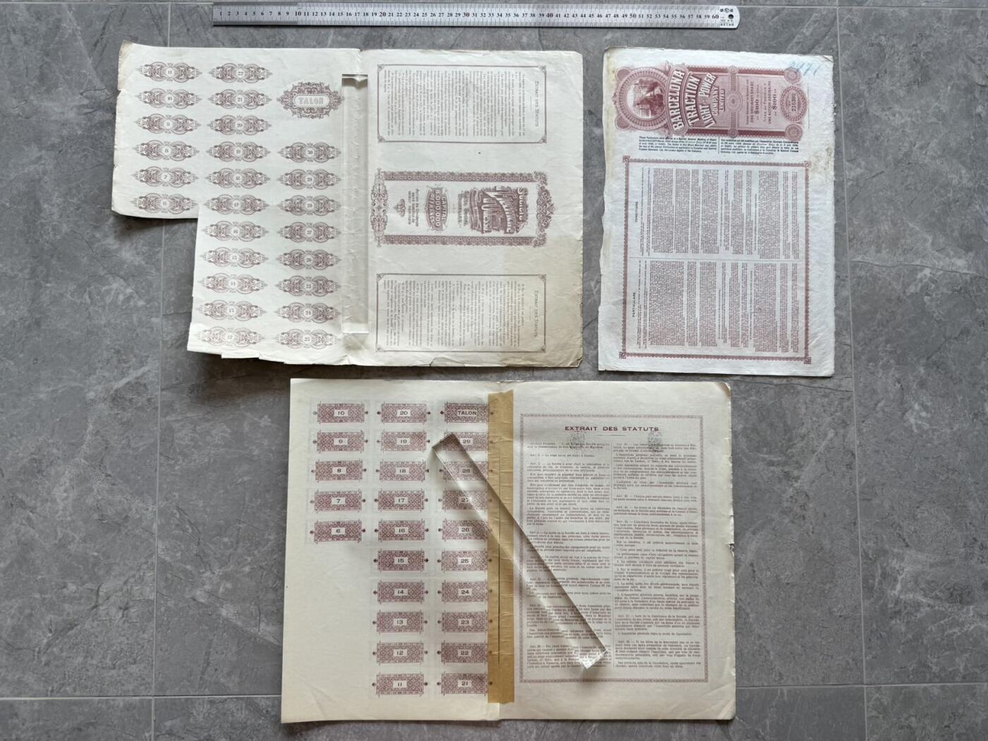 （自动截拍）PMG评级民国纸币专拍第20260324期，全场包邮 【乾奕收藏】出上世纪初欧洲国家企业股票债券12张，部分带分红息票，老股票实物难得，品相如图，老股票债券因材质保存环境等原因均存在不同程度的裂口，破损缺角，折角，虫蛀，老式贴补等瑕疵