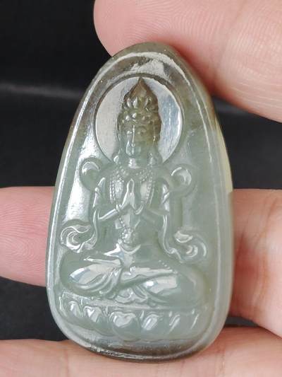 猩哥外币小铺➨【第224场】 - 和田玉挂件，31克