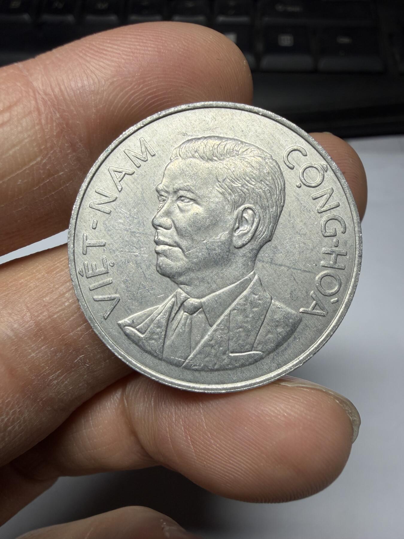 2026年集古藏今外币拍卖第三期-第7场—（总第317拍），可以寄存60天，满160元包邮。 1963年南越50苏