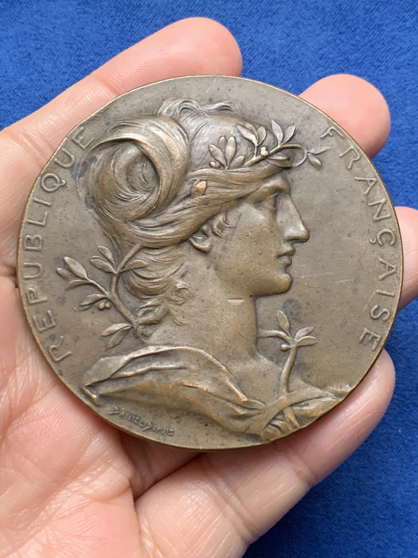 《竞宝斋》第473场 周日，周一 2场连拍 （全场包邮）欢迎送拍 1889年巴黎世博会纪念铜章 96.9克 63mm 丰饶角铜标