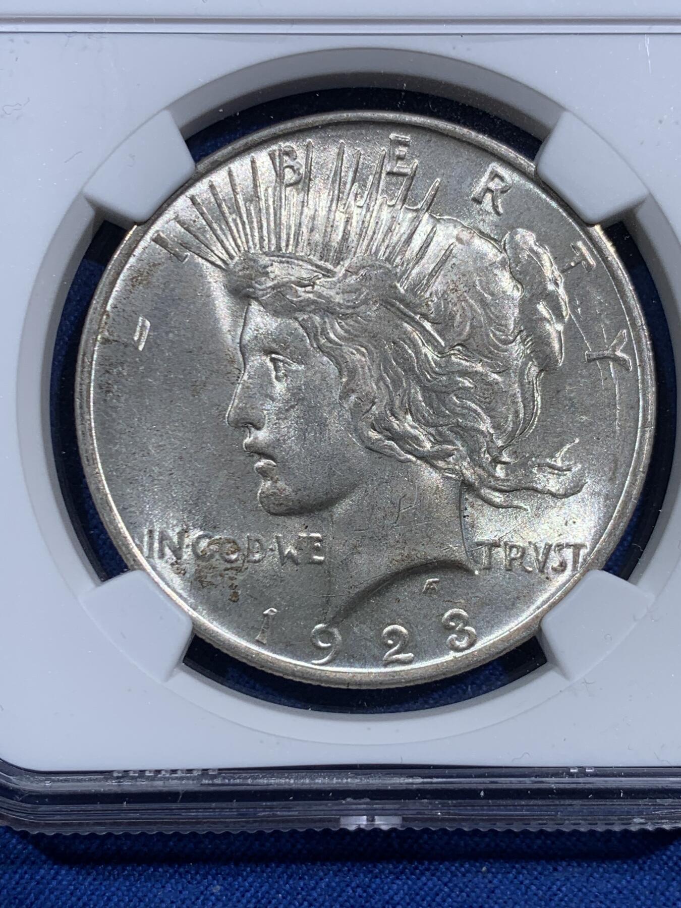 《竞宝斋》第473场 周日，周一 2场连拍 （全场包邮）欢迎送拍 NGC MS61 美国1923年和平1美元银币