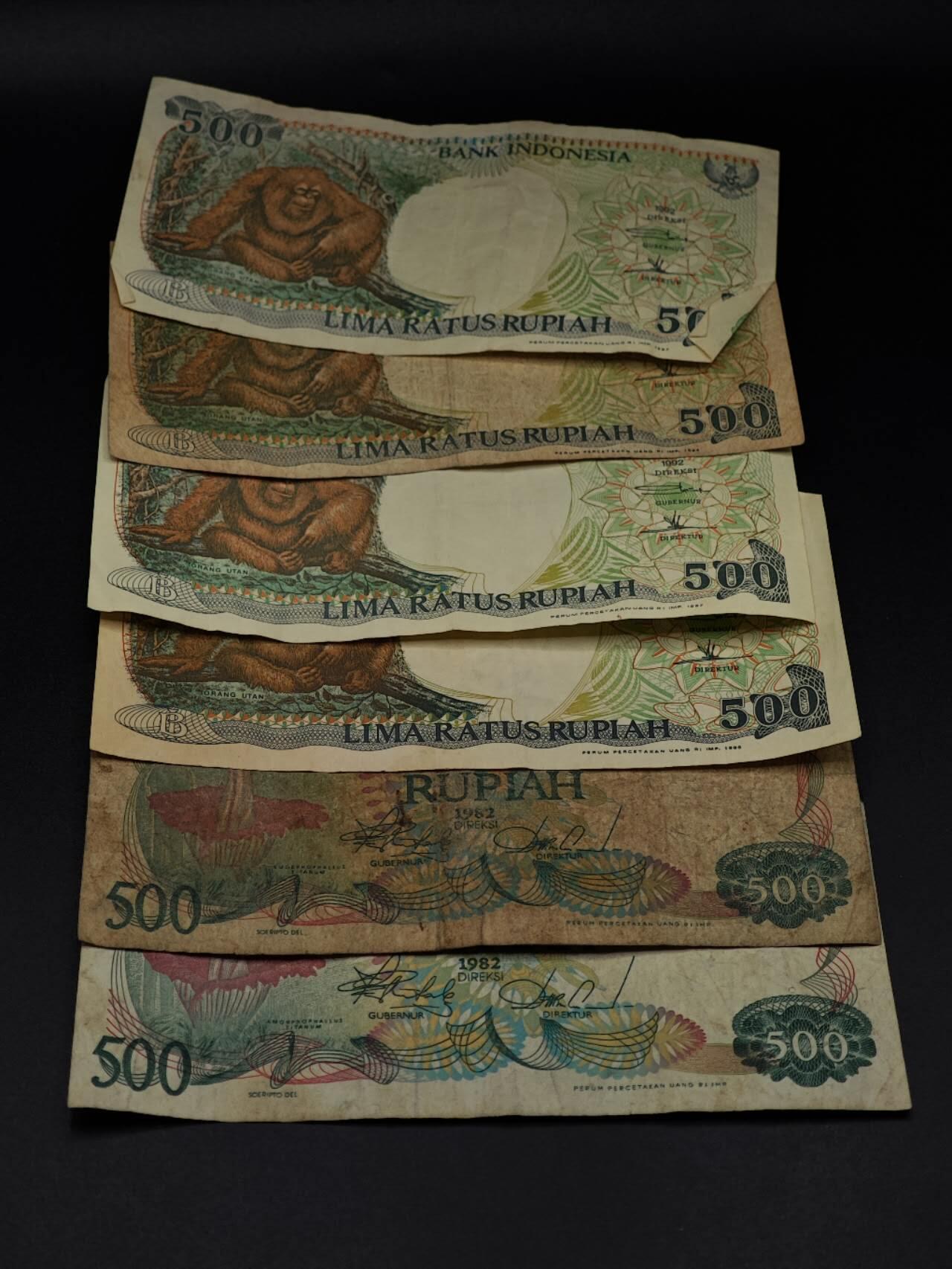  【淘币小摊】限时拍第八百八十四拍   纸币场    每周一统一发货 印尼500卢比纸币6张【有折】