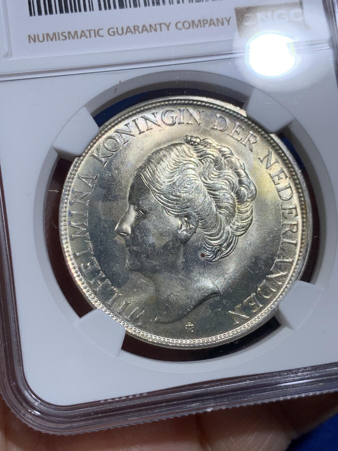 《竞宝斋》第473场 周日，周一 2场连拍 （全场包邮）欢迎送拍 NGC MS64 荷属库拉索1944D威廉明娜2.5盾银币 BU曝光状态 整体观感清晰