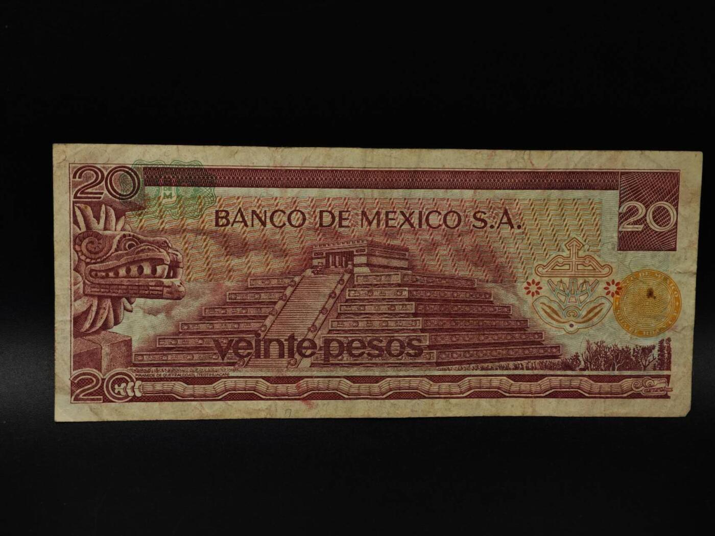  【淘币小摊】限时拍第八百八十四拍   纸币场    每周一统一发货 墨西哥20比索纸币【有折】