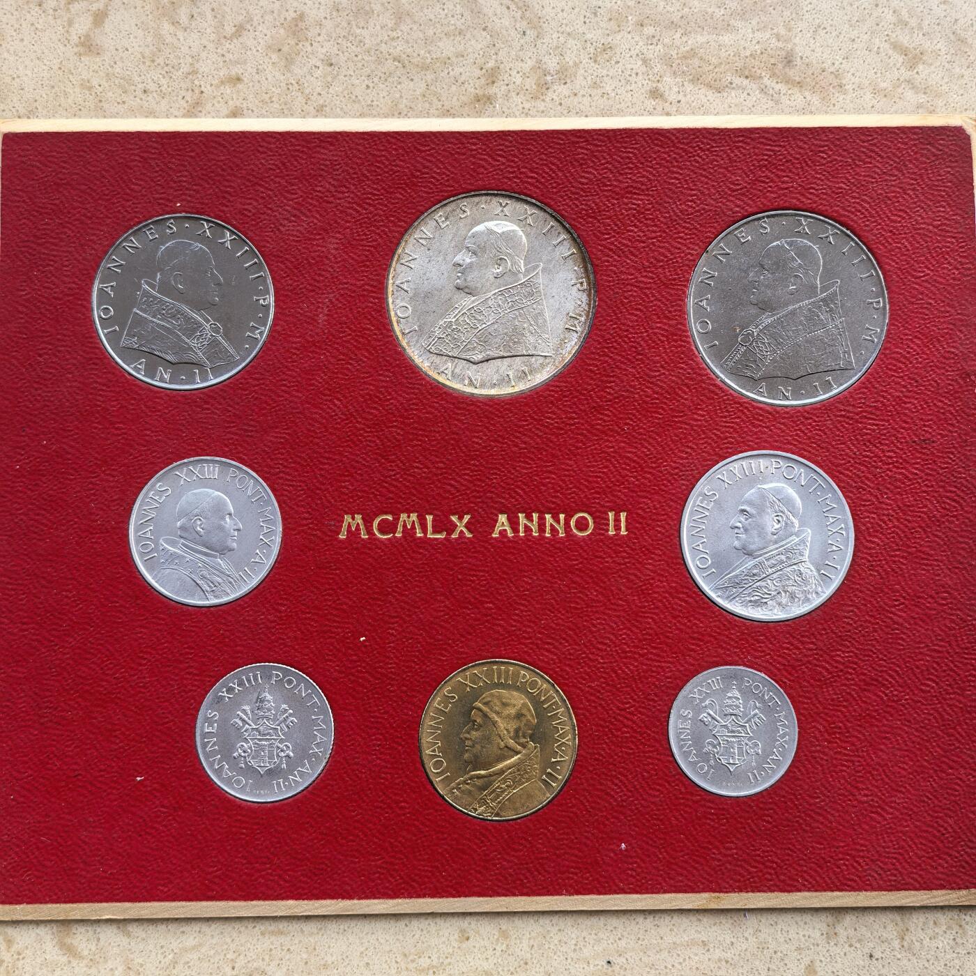 道一币馆币章第一百七十场 卡装 梵蒂冈1960年清年套币八枚 含500里拉银币