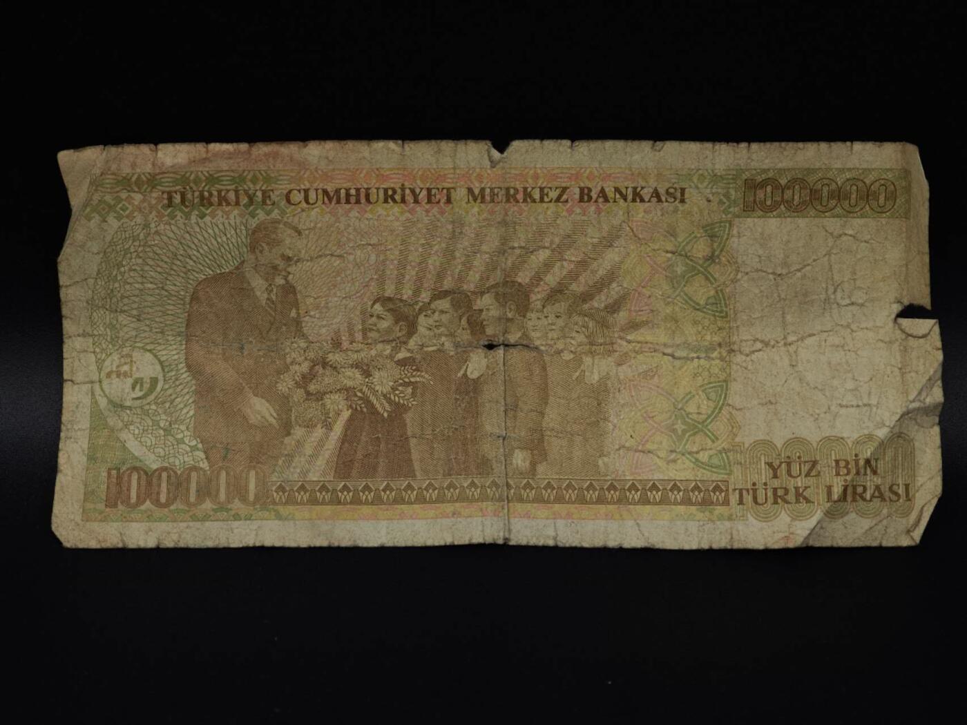  【淘币小摊】限时拍第八百八十四拍   纸币场    每周一统一发货 土耳其100000里拉纸币【有折】