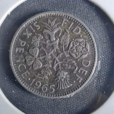 沼泽如烟--第1033场 - 英国1965年6便士