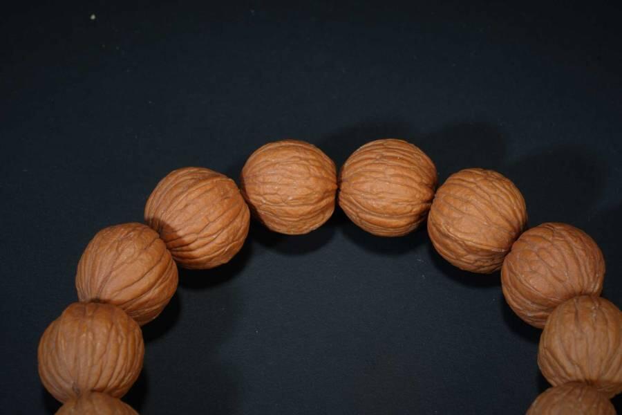 上海都达杂项专场五十八【全场包邮】   猴头凤羽核桃手串93-225