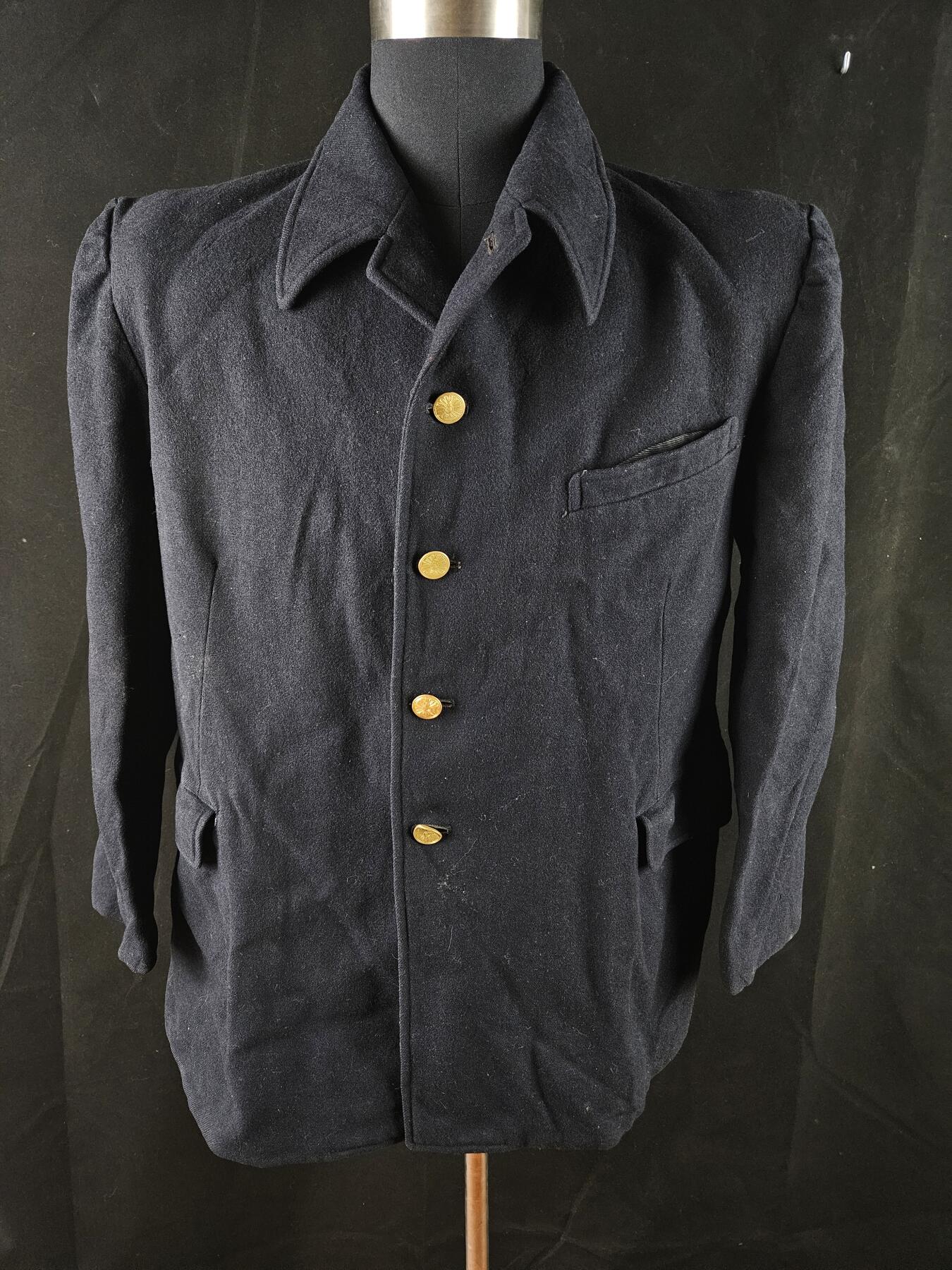 0元起拍勋章 第341期 咸鱼国勋章拍卖专场 3月25日（周三）下午6：00开始 日本国铁早期毛呢制服上衣 胸围110 肩宽48 衣长73 袖长56