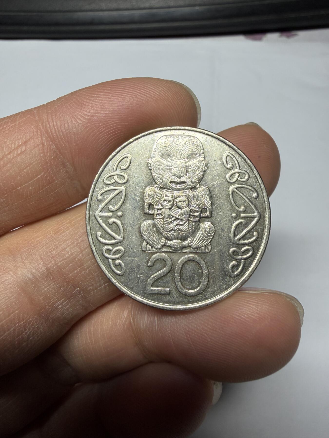 2026年集古藏今外币拍卖第三期-第7场—（总第317拍），可以寄存60天，满160元包邮。 2002年新西兰20分