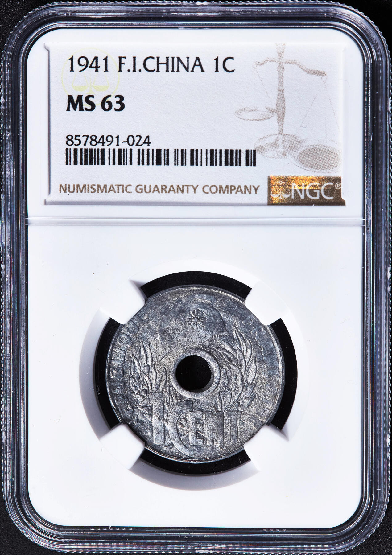 【俄甄集藏】2026年(050)04-01星期三 晚 19:30 全场包邮 法属印度支那1941年帽圈版中孔1分锌币，NGC MS63，MS状态难得