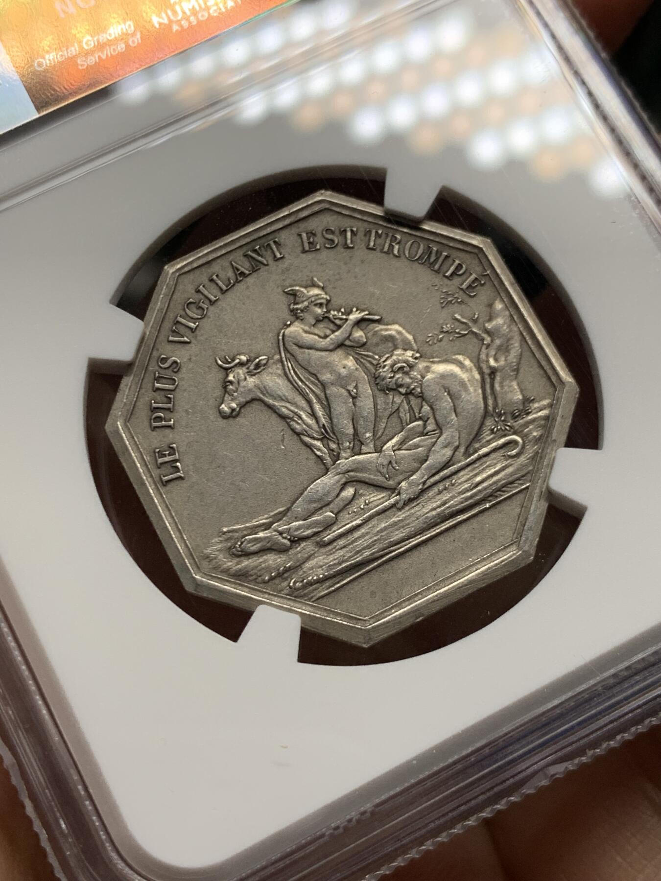 《竞宝斋》第473场 周日，周一 2场连拍 （全场包邮）欢迎送拍 NGC MS63 热门品种 双面神八角银章，丰饶角边铭，“再警惕的人也会受骗”