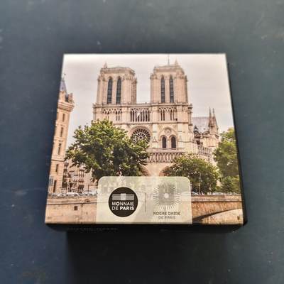 【全场包邮】纯粹捡漏拍515场 - 法国2025年2欧元巴黎圣母院精制纪念币-盒证全