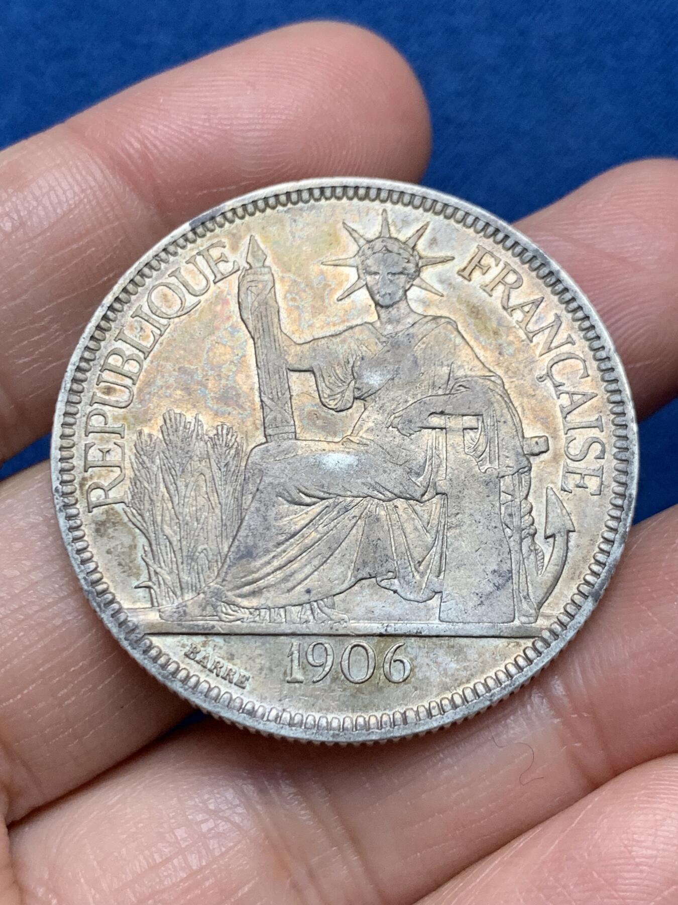 《竞宝斋》第473场 周日，周一 2场连拍 （全场包邮）欢迎送拍 法属印支 1906年A 坐洋1皮亚斯特银币 原味带彩带光