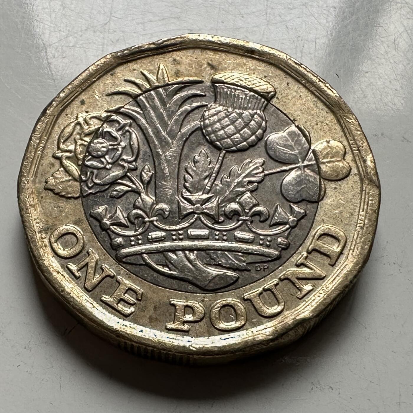 🌹外币初藏🌹🐯2026年第33场   每周二四六晚8️⃣点 接代拍 英国2017年一英镑