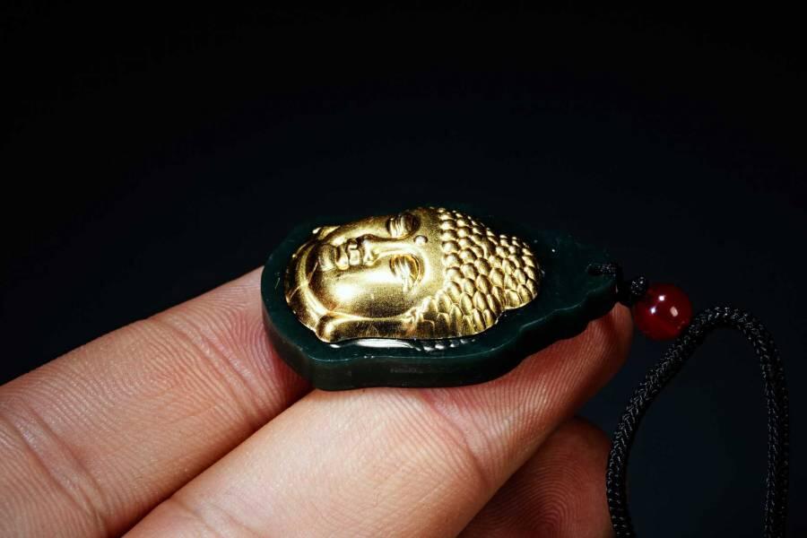 上海都达杂项专场五十八【全场包邮】  天然和田玉青玉镶嵌镀金《佛头》挂件93-84