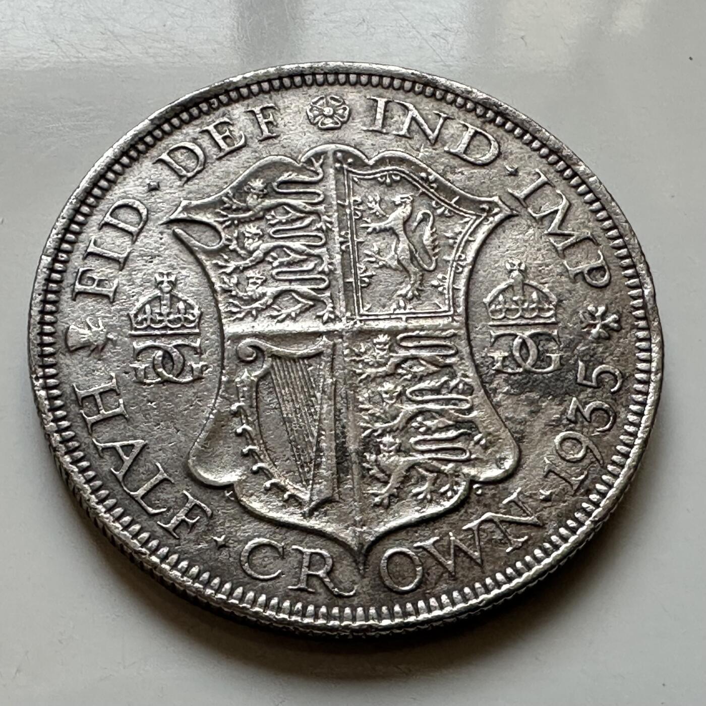 🌹外币初藏🌹🐯2026年第34场   每周二四六晚8️⃣点 接代拍 英国1935年乔治五世 半克朗银币 14.14g 32.3mm 50%银