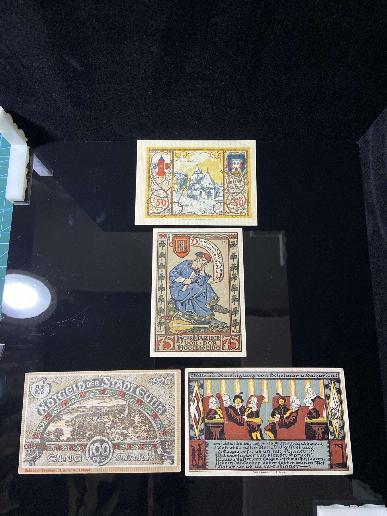 2026年第三十七场(总第二百零六场）德紧纸币特拍场(佣金3%，最低1元) 德紧纸币–第一行上 韦斯特堡（Westerburg）50芬妮，第二行上 艾森纳赫（Eisenach）75芬妮， 瓦尔特堡+路德十字纹章，纪念马丁·路德，第三行左 欧廷（Eutin）1马克 十字纹章+玫瑰装饰，欧廷市紧急货币，第三行右 绍特马尔（Schötmar） 雏菊/玫瑰纹章+数字“3”，绍特马尔市3马克