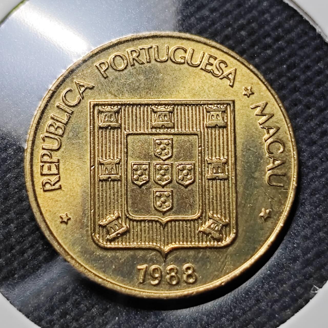 KK钱币收藏小铺   套币专场 2月预留时间 周末发货  1988澳门福铜币 好品