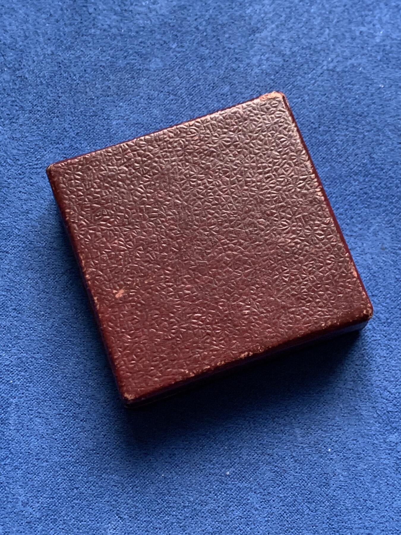 《竞宝斋》第473场 周日，周一 2场连拍 （全场包邮）欢迎送拍 1965年波兰耶德热尤夫国际历史学家大会铜章 59.6克 49.7mm 带盒