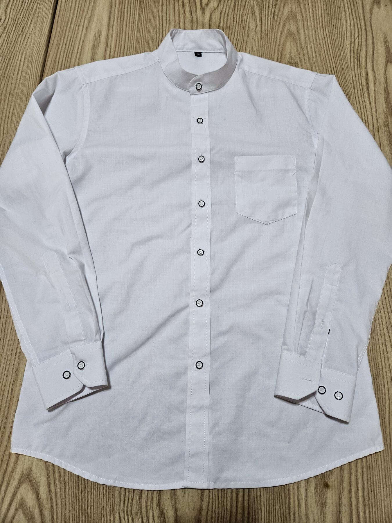 0元起拍勋章 第341期 咸鱼国勋章拍卖专场 3月25日（周三）下午6：00开始 古着 圆领衬衣 领围38 胸围100 肩宽44 衣长68 袖长57