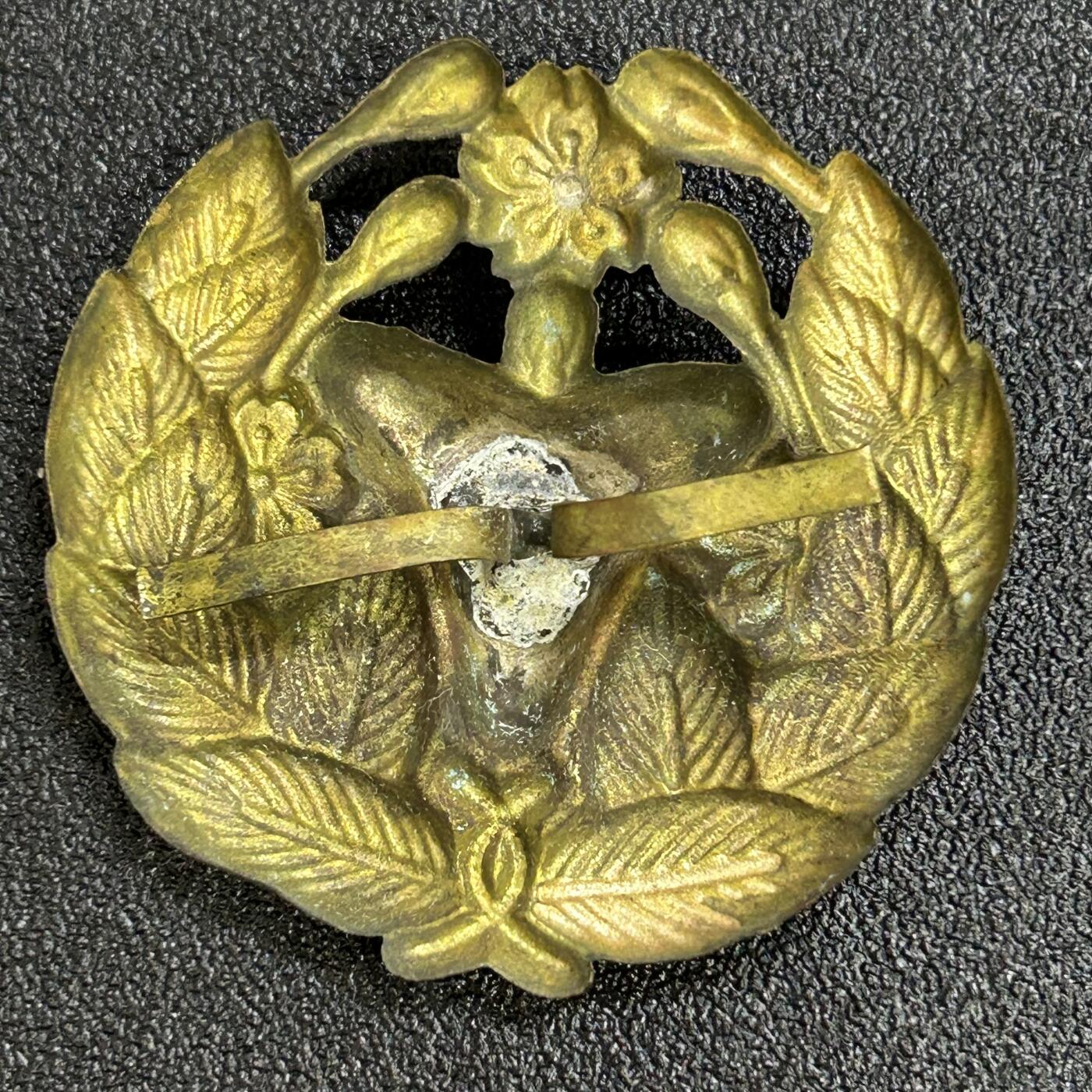 西秦中古拍卖第八十一期  不忘历史·抗战收藏 日本消防早期大帽徽