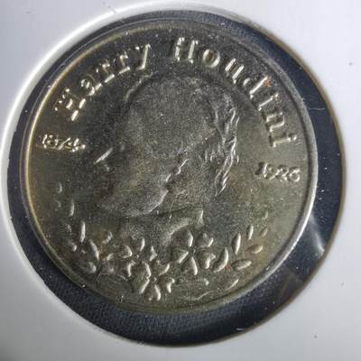 沼泽如烟--第1033场 - 纪念章