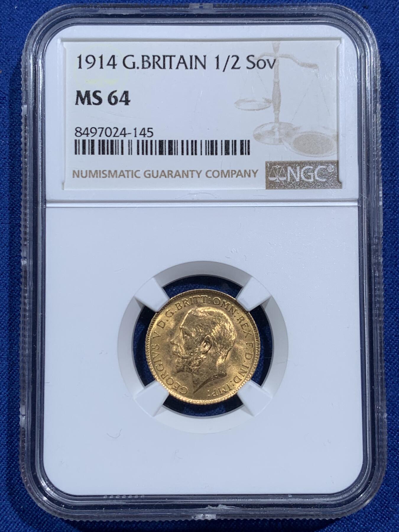 《竞宝斋》第473场 周日，周一 2场连拍 （全场包邮）欢迎送拍 NGC MS64 英国1914年乔治五世1/2索维林金币，9167金，3.99克，丝滑底板，可藏高分，入手好时机。