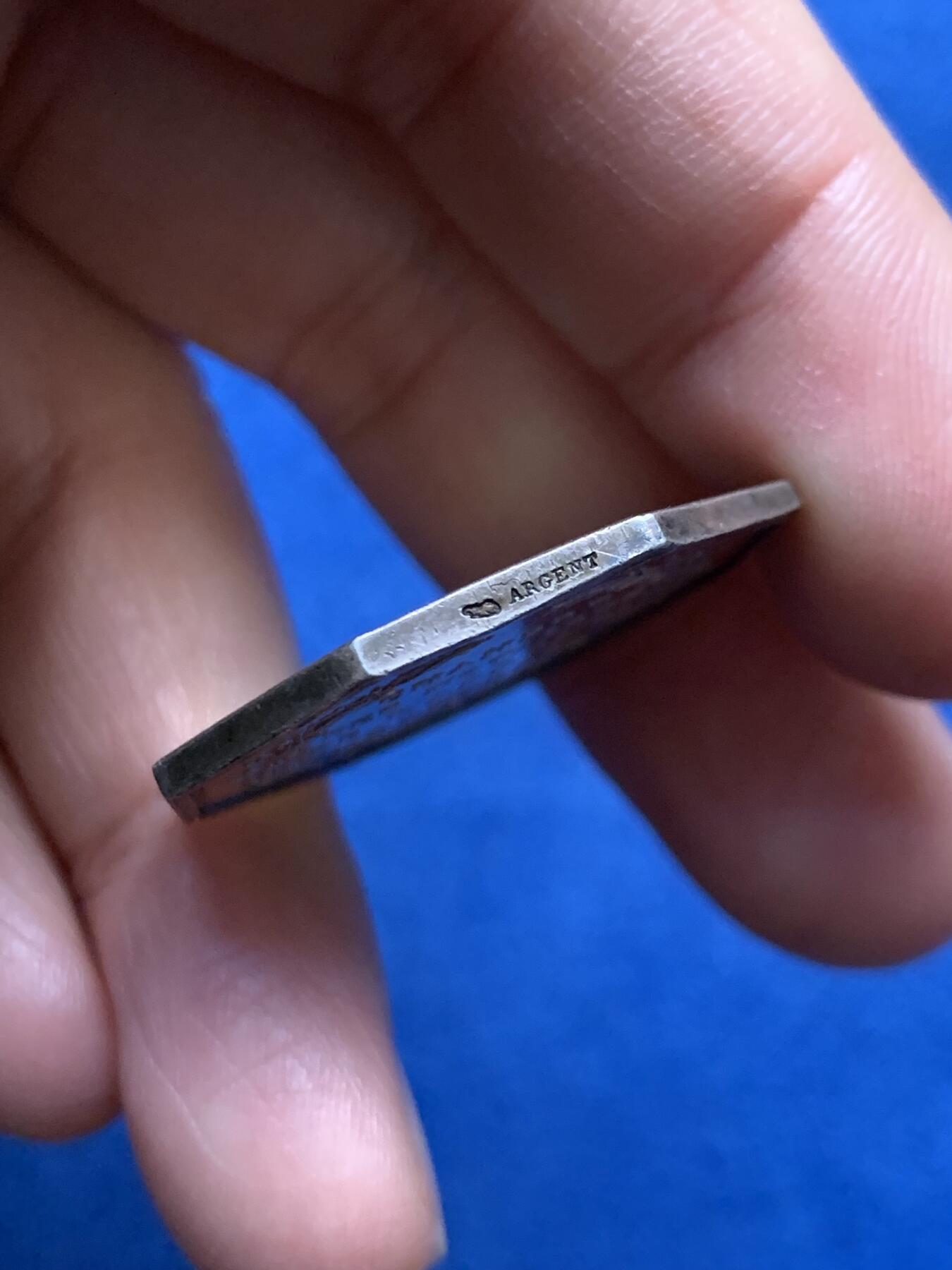 《竞宝斋》第473场 周日，周一 2场连拍 （全场包邮）欢迎送拍 法国昂热公证人协会八角银质代币，丰饶角ARGENT，14.34克，30.8mm