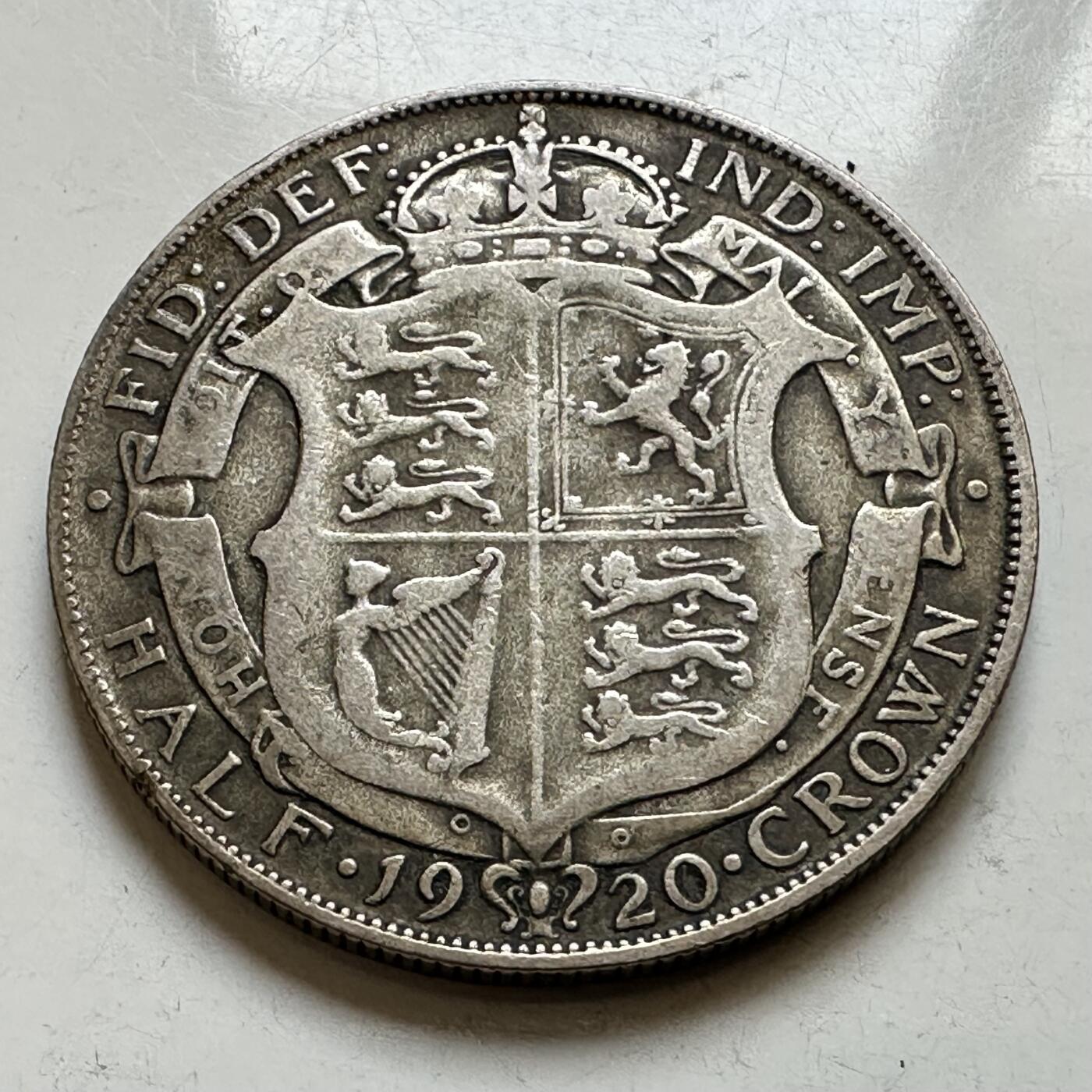 🌹外币初藏🌹🐯2026年第34场   每周二四六晚8️⃣点 接代拍 英国1920年乔治五世 半克朗银币 14.14g 32.3mm 50%银