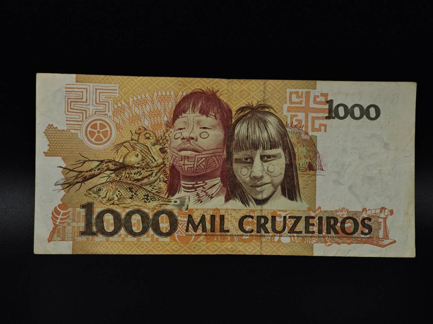  【淘币小摊】限时拍第八百八十四拍   纸币场    每周一统一发货 巴西1000克鲁塞罗纸币【有折】