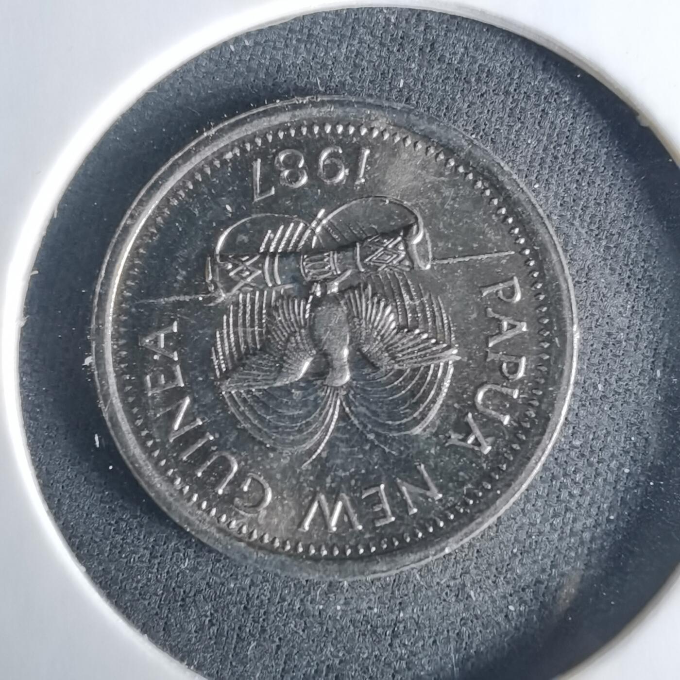 沼泽如烟--第1033场 巴布亚新几内亚1987年5托伊