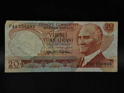  【淘币小摊】限时拍第八百八十四拍   纸币场    每周一统一发货 - 土耳其20里拉纸币【有折】