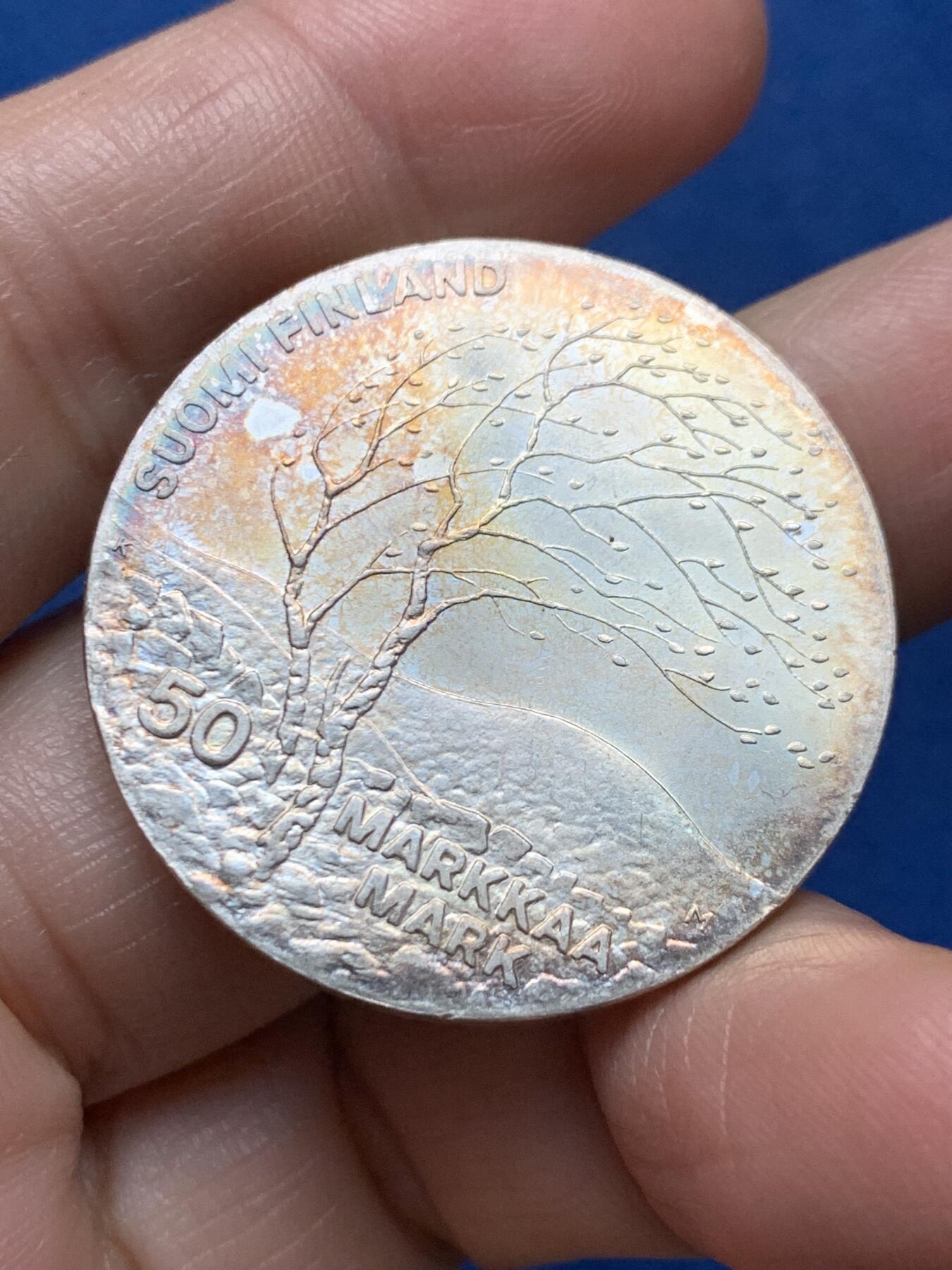 《竞宝斋》第473场 周日，周一 2场连拍 （全场包邮）欢迎送拍 芬兰1983年世界田径锦标赛50马克银币 22克 500银