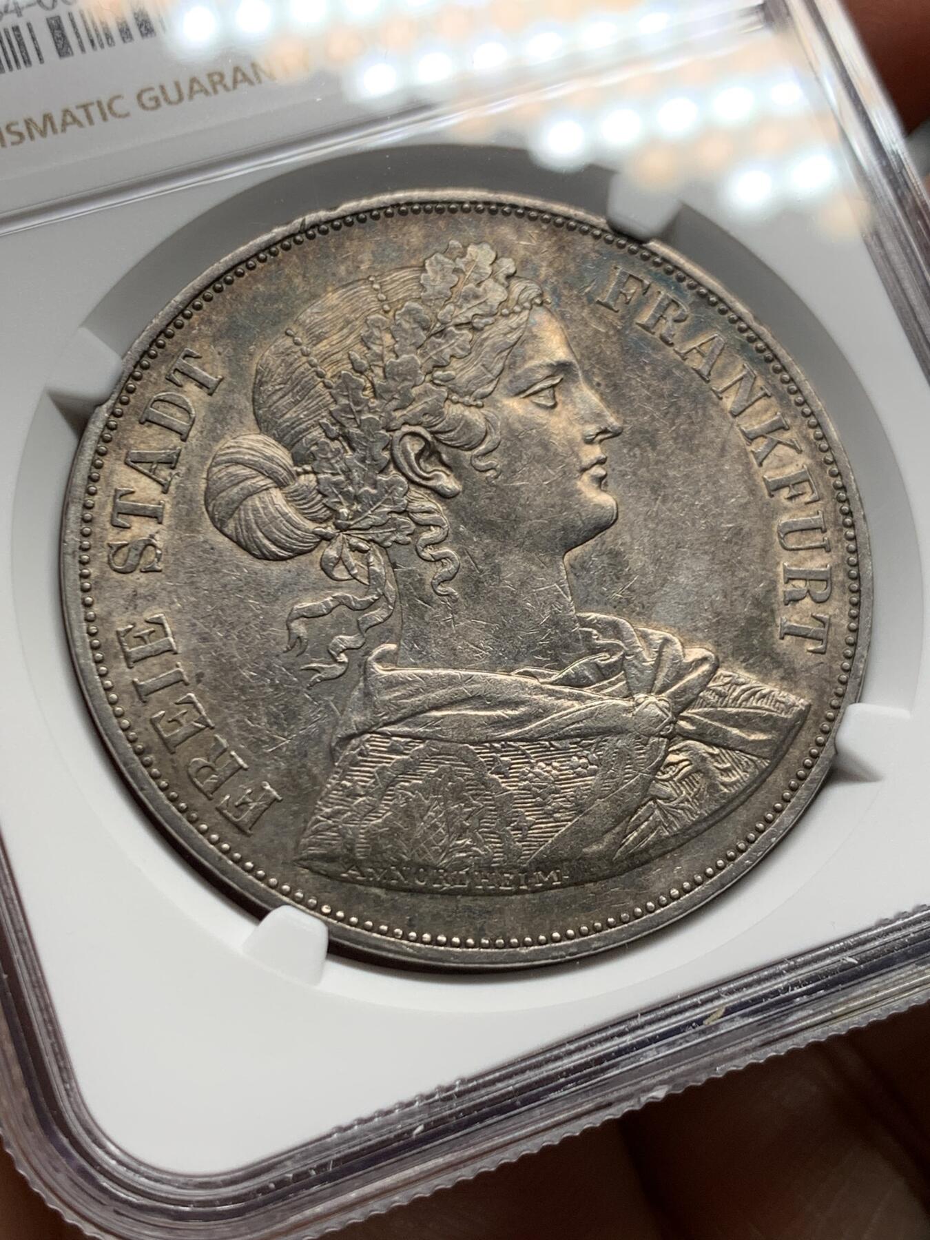 《竞宝斋》第473场 周日，周一 2场连拍 （全场包邮）欢迎送拍 NGC AUD 德国 1861年 法兰克福少女 2泰勒 银币 细节保存不错