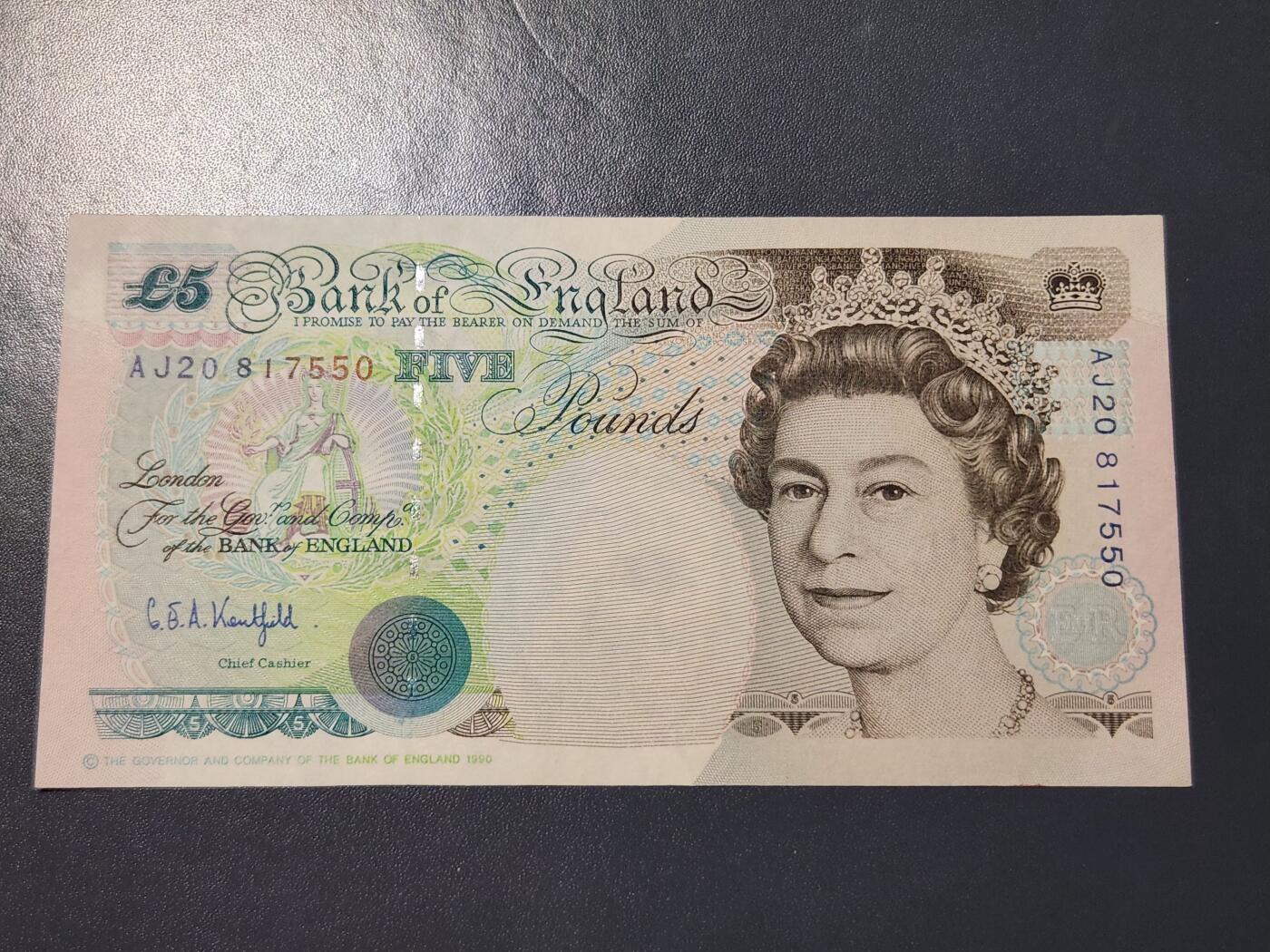 3月23号晚上8点 外国纸币自动截拍第44场 英国5近新极美品