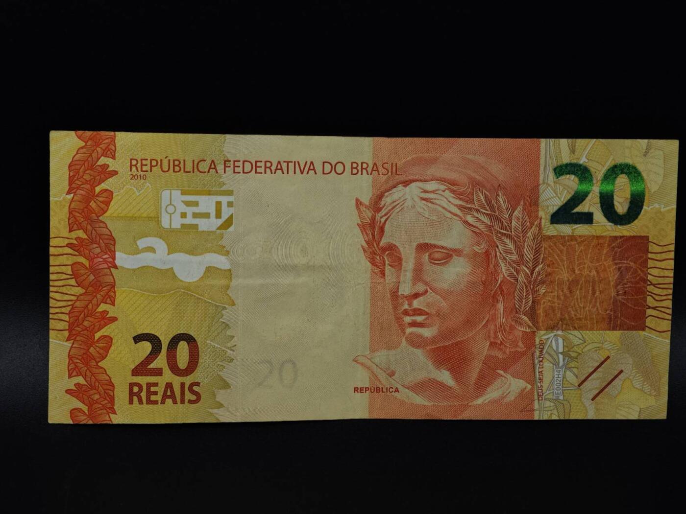  【淘币小摊】限时拍第八百八十四拍   纸币场    每周一统一发货 巴西20雷亚尔纸币【有折】