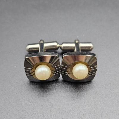 0元起拍勋章 第341期 咸鱼国勋章拍卖专场 3月25日（周三）下午6：00开始 - 中古袖扣一对