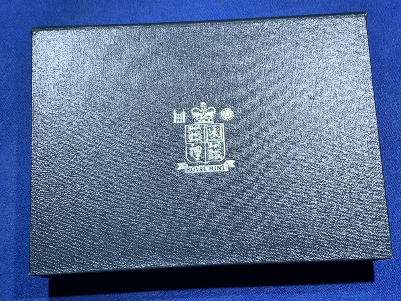 《竞宝斋》第473场 周日，周一 2场连拍 （全场包邮）欢迎送拍 英国 1996年 1便士-5镑 9枚官方精制套币 盒证齐全 细节见图