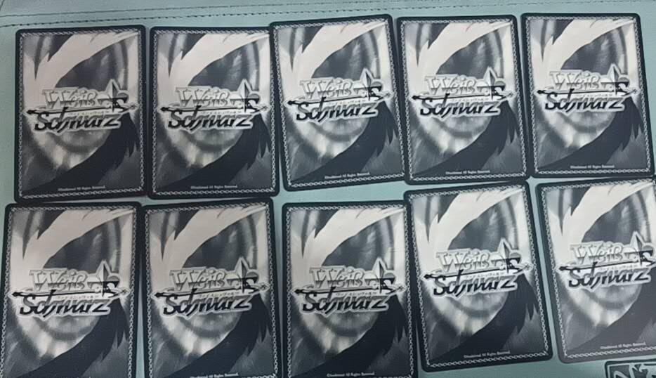 黑白双翼 妹卡10张