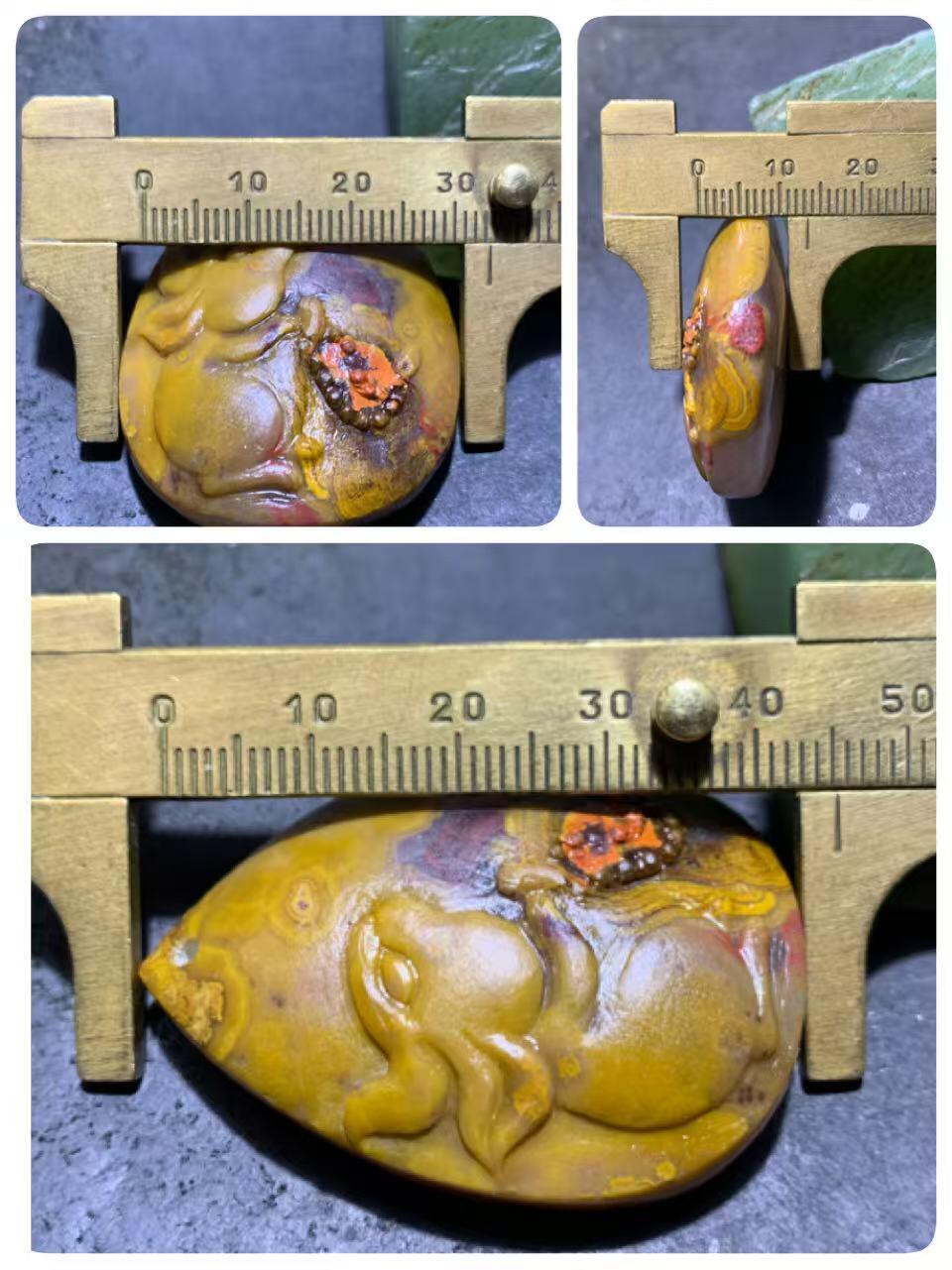 精美亚光冰飘糖心料战国红玛瑙手工雕刻玉兔吊坠一个，