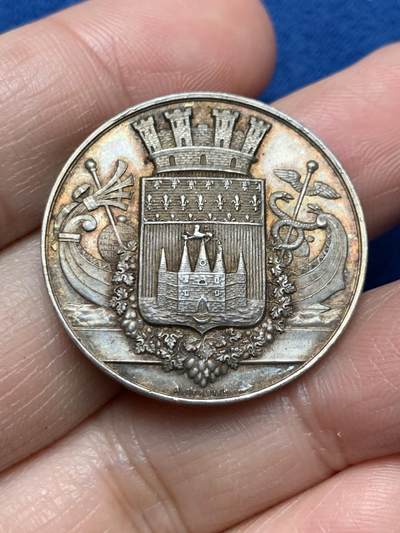 《竞宝斋》第473场 周日，周一 2场连拍 （全场包邮）欢迎送拍 - 法国1879年波尔多药学会纪念银章，丰饶角ARGENT，14克，30mm