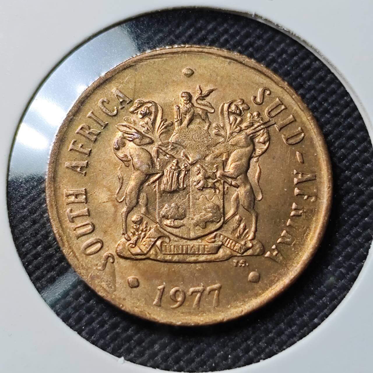 KK钱币收藏小铺   套币专场 2月预留时间 周末发货  1977南非2分铜币 好品