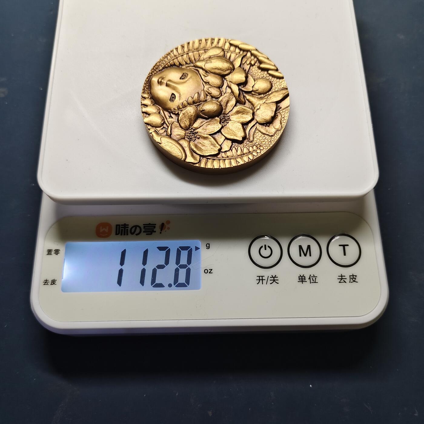 【全场包邮】纯粹捡漏拍515场 【铜章】日本2005年樱花绽放系列红华55毫米彩色纪念大铜章-原盒