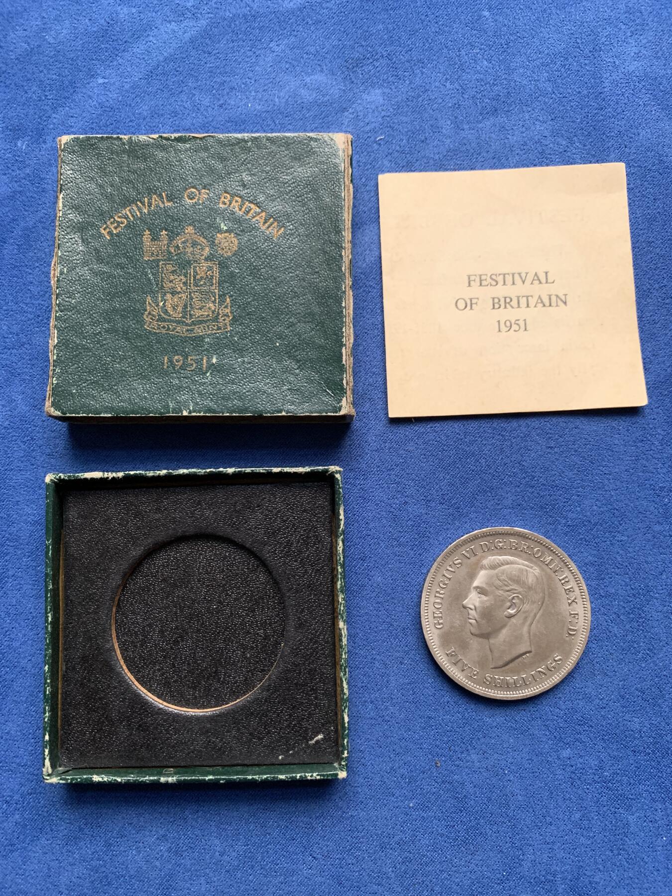 《竞宝斋》第473场 周日，周一 2场连拍 （全场包邮）欢迎送拍 1951年 原光英国乔六镍马剑 最后一版流通的马剑 绿盒 证盒齐全 底板光度优秀