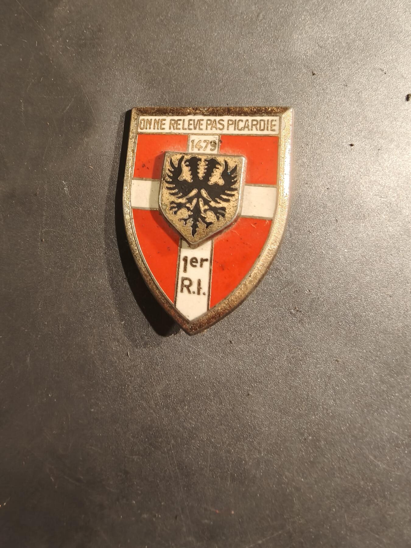 老王徽章第188期 法国陆军第1步兵团证章